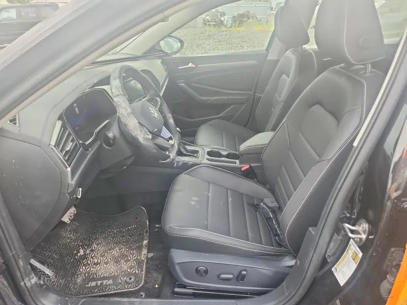 2024 VOLKSWAGEN JETTA SE  