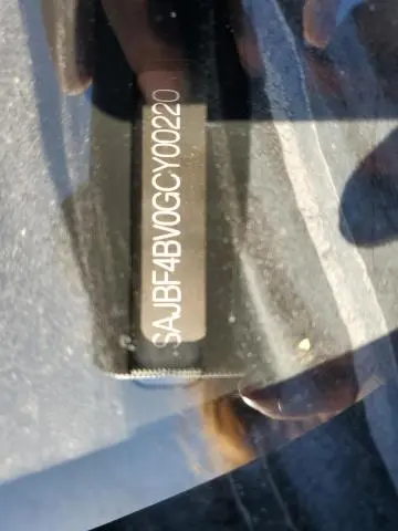 2016 JAGUAR XF R - SPORT  