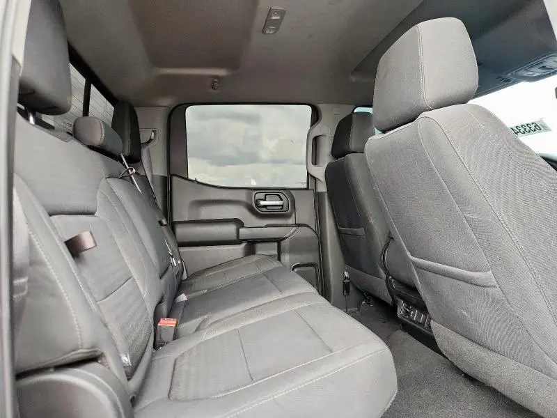 2021 CHEVROLET SILVERADO K1500 LT  
