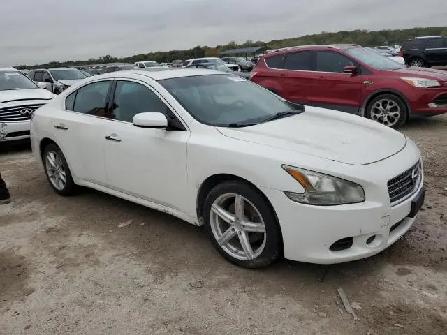 2011 NISSAN MAXIMA S  