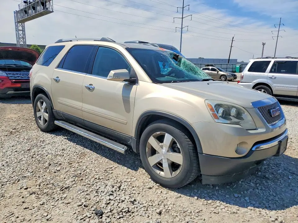 2011 GMC ACADIA SLT-1  