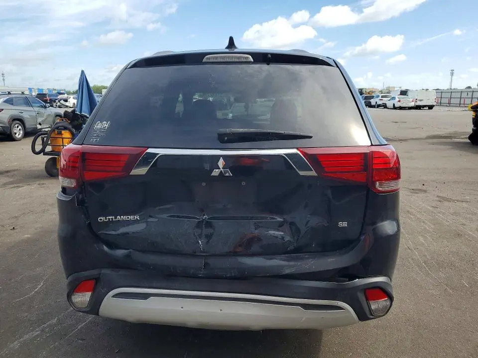 2020 MITSUBISHI OUTLANDER SE  