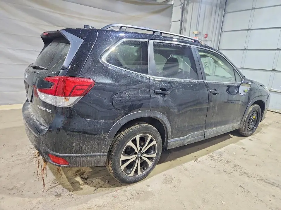 2024 SUBARU FORESTER LIMITED  