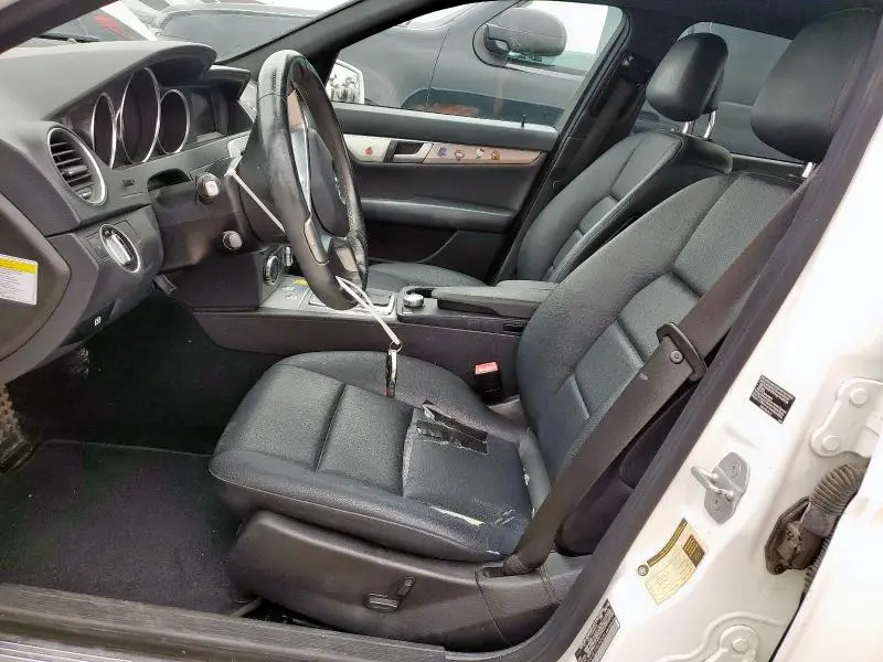 2013 MERCEDES-BENZ C 250  