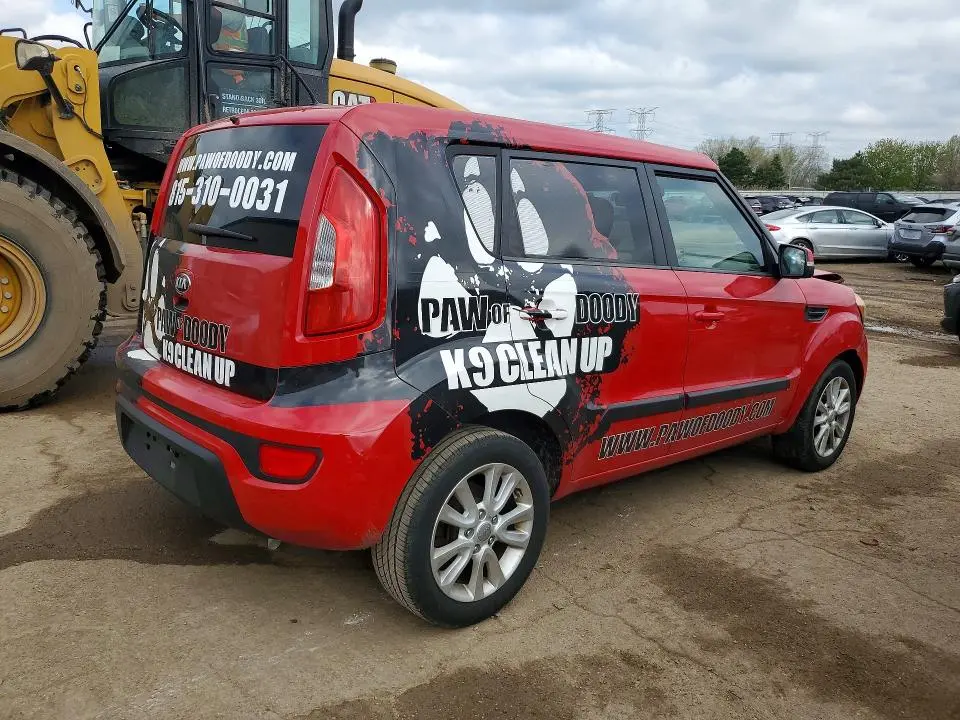 2013 KIA SOUL +  