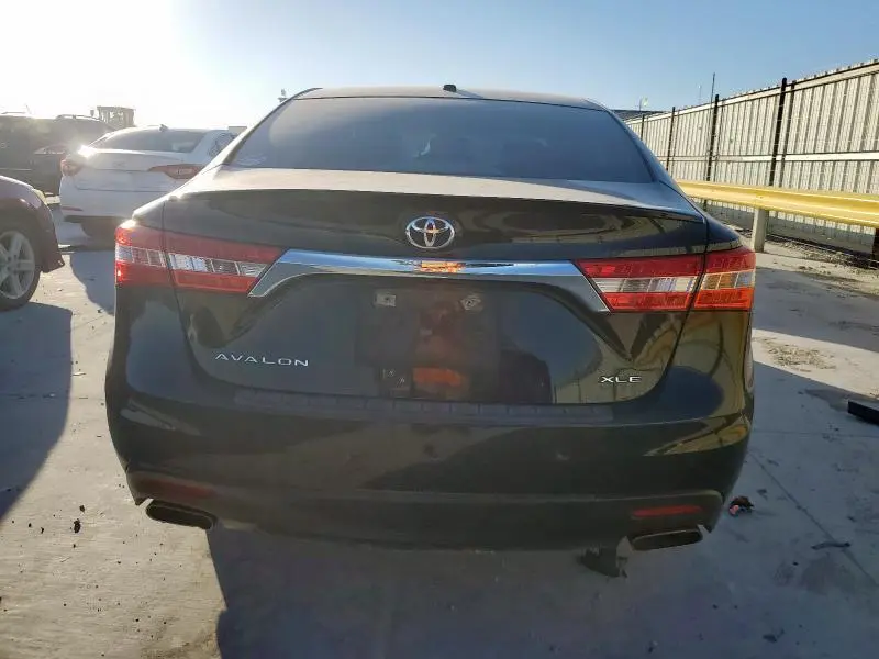2015 TOYOTA AVALON XLE  