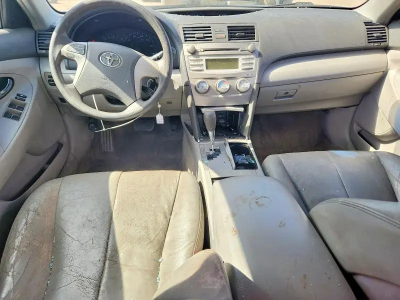 2011 TOYOTA CAMRY LE  