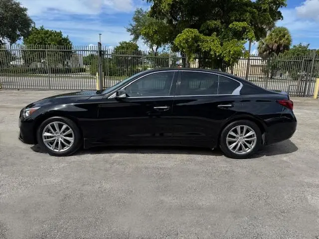 2021 INFINITI Q50 PURE