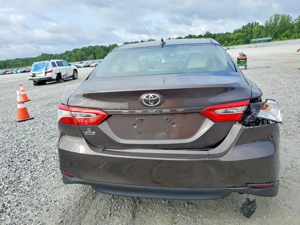2019 TOYOTA CAMRY LE  