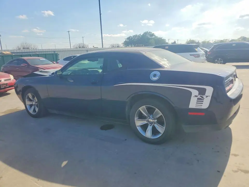 2016 DODGE CHALLENGER SXT  