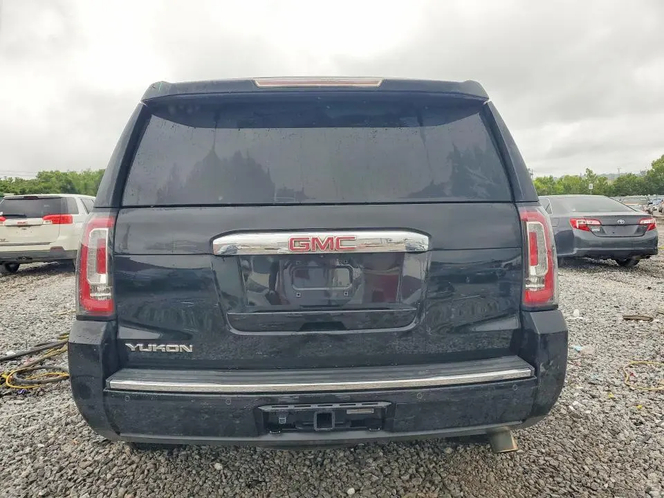 2016 GMC YUKON DENALI  