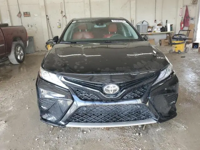 2018 TOYOTA CAMRY XSE  