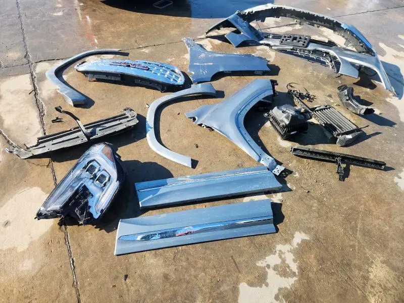 2023 GMC TERRAIN DENALI  