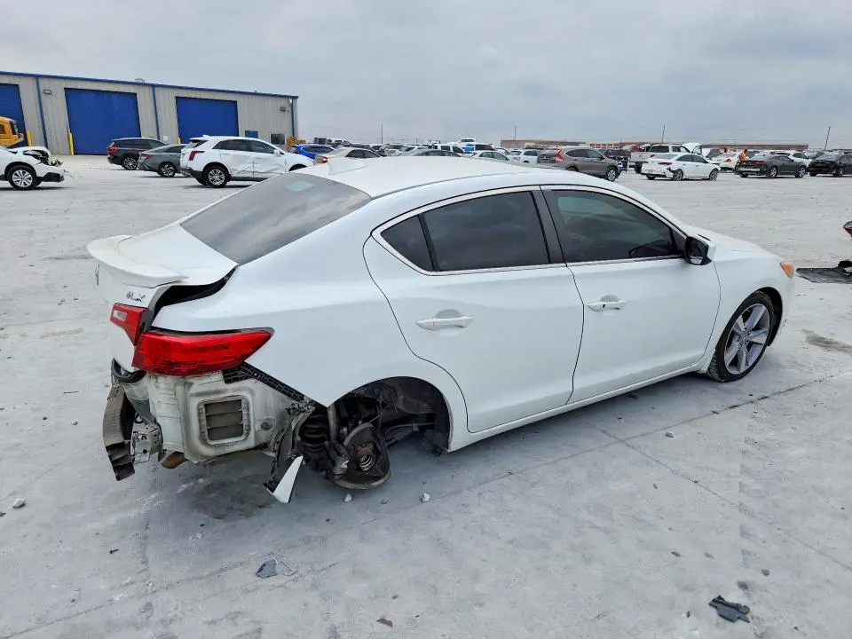 2013 ACURA ILX 20 TECH  