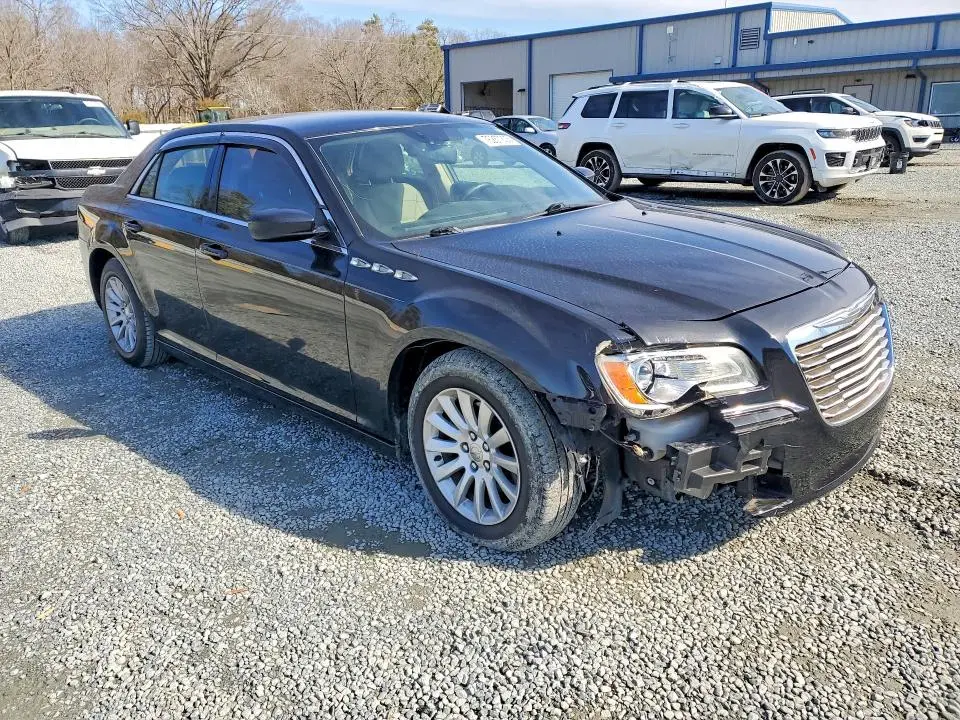 2012 CHRYSLER 300   