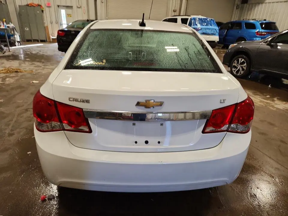 2015 CHEVROLET CRUZE LT  