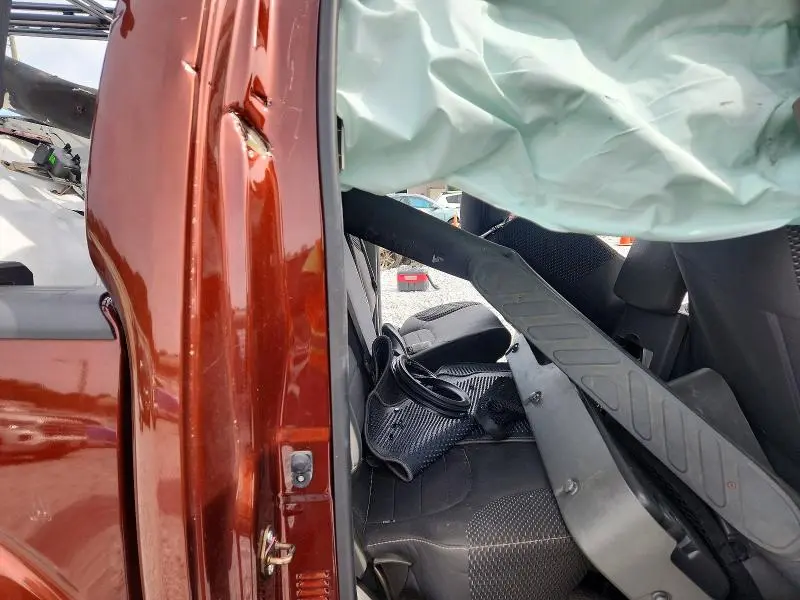 2016 NISSAN FRONTIER DESERT RUNNER  