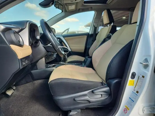 2017 TOYOTA RAV4 XLE  