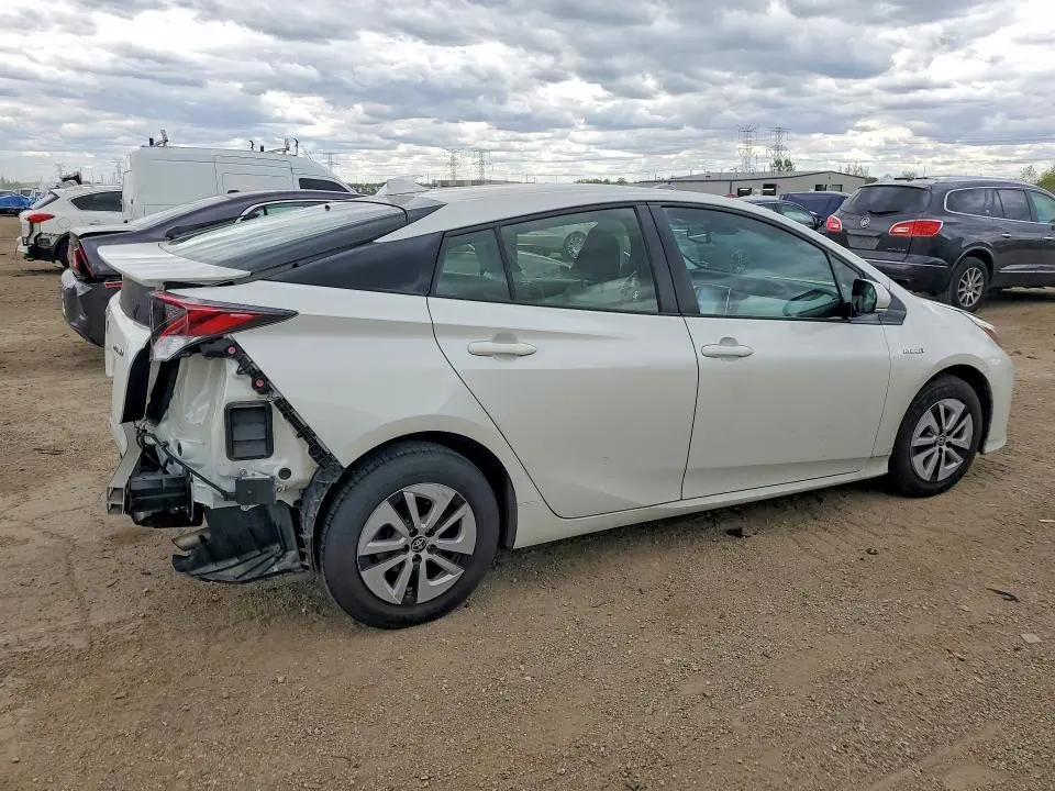 2018 TOYOTA PRIUS FOUR  