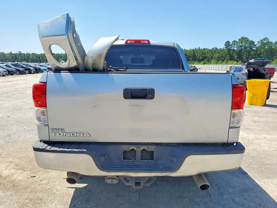 2011 TOYOTA TUNDRA CREWMAX SR5  