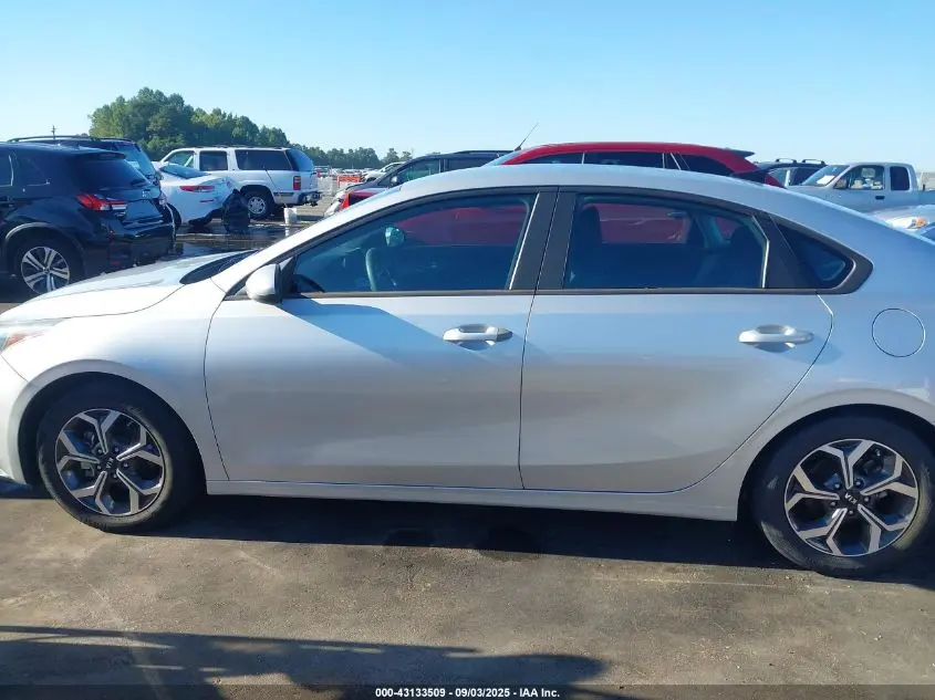 2020 KIA FORTE LXS