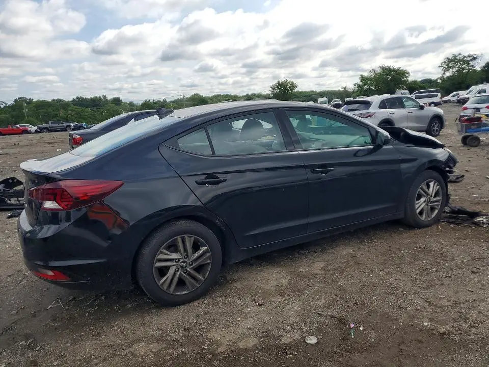 2020 HYUNDAI ELANTRA SEL  