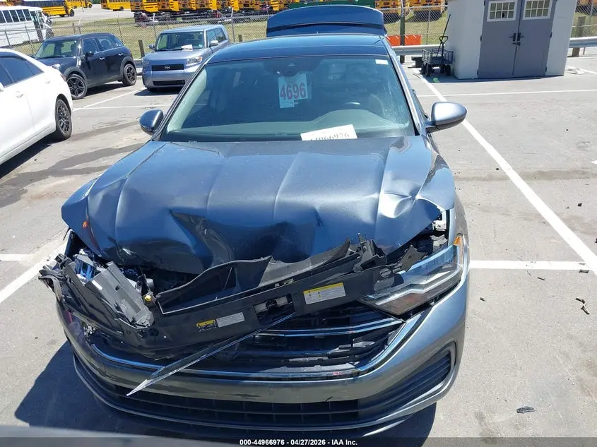 2022 VOLKSWAGEN JETTA 1.5T SE