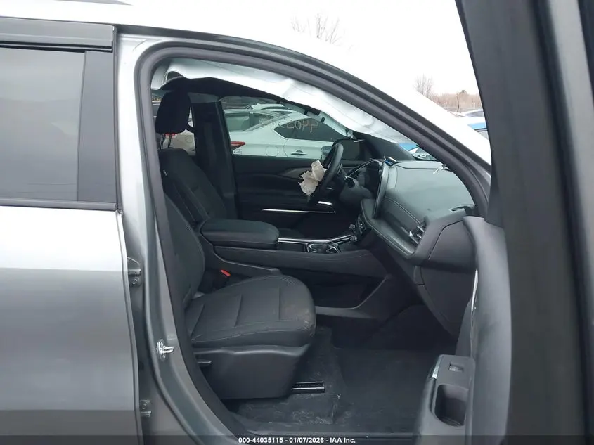 2025 CHEVROLET TRAVERSE AWD LT