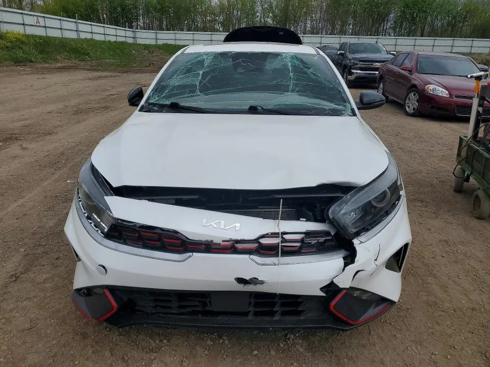 2022 KIA FORTE GT LINE  