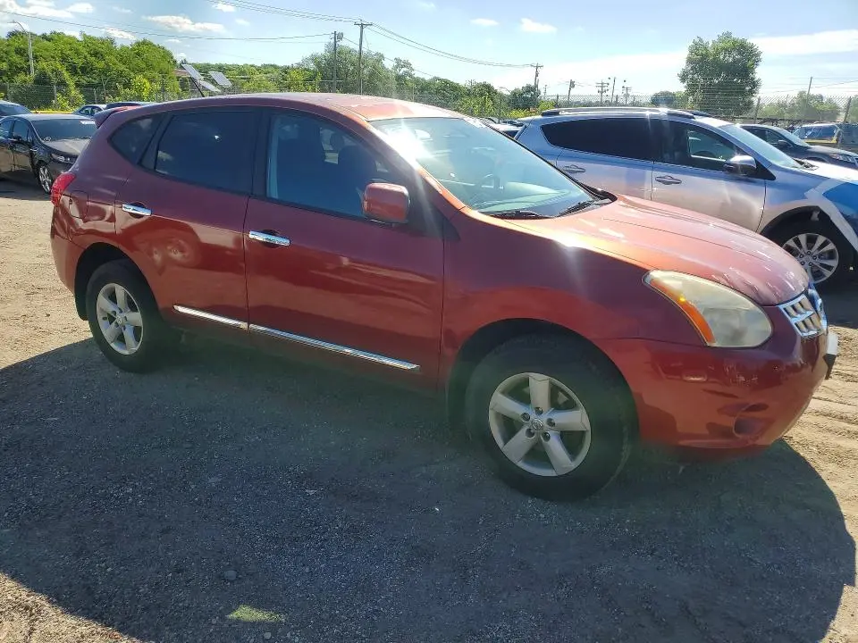 2013 NISSAN ROGUE S  