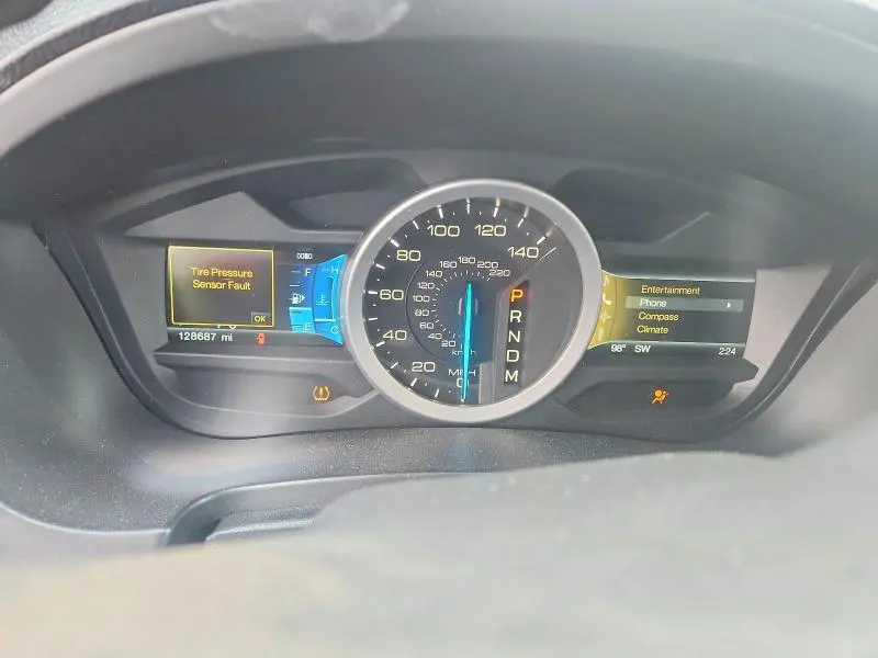 2012 FORD EXPLORER XLT  