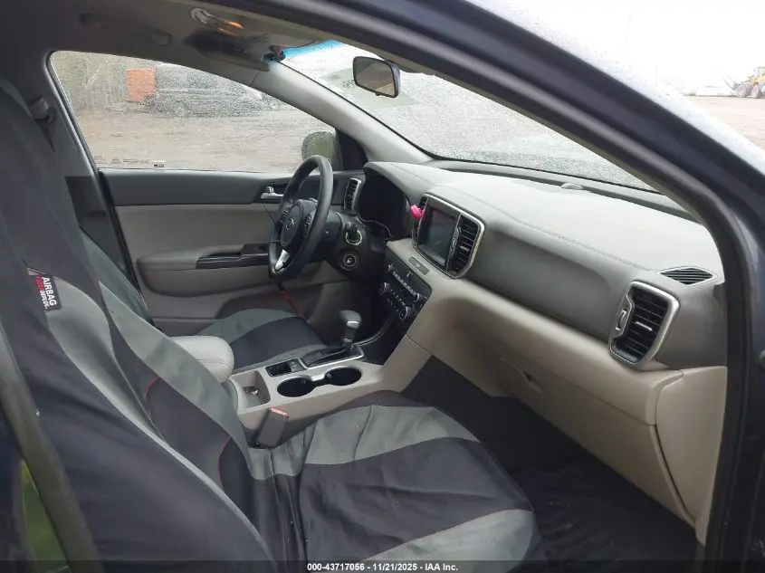 2017 KIA SPORTAGE LX