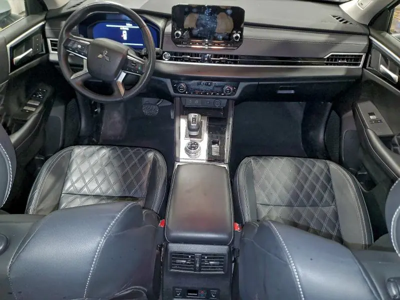 2023 MITSUBISHI OUTLANDER SEL  