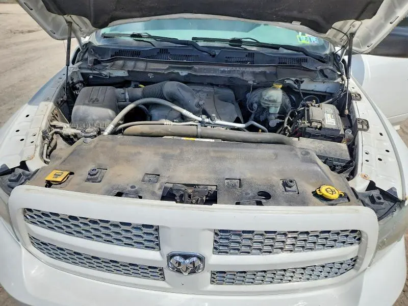 2013 RAM 1500 ST  