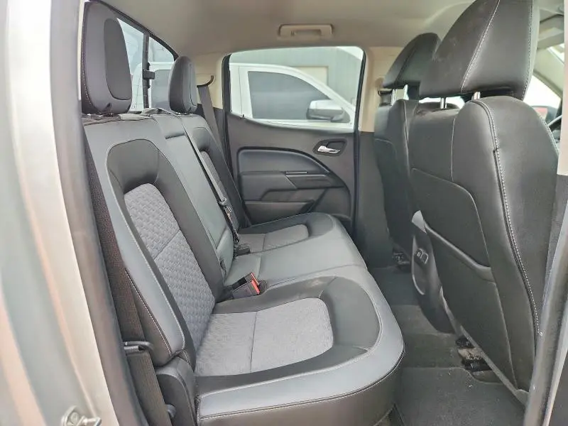 2015 CHEVROLET COLORADO Z71  