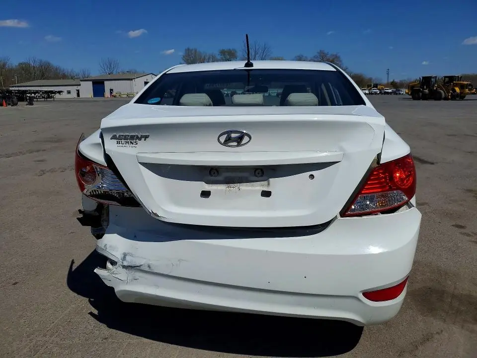 2013 HYUNDAI ACCENT GLS  