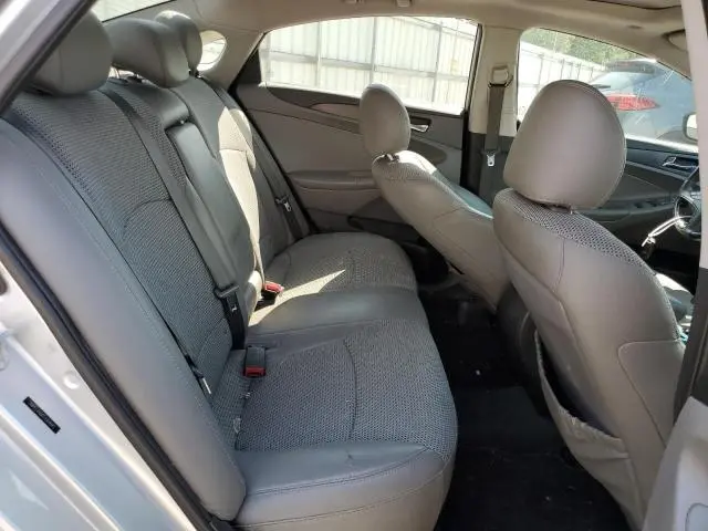 2012 HYUNDAI SONATA SE