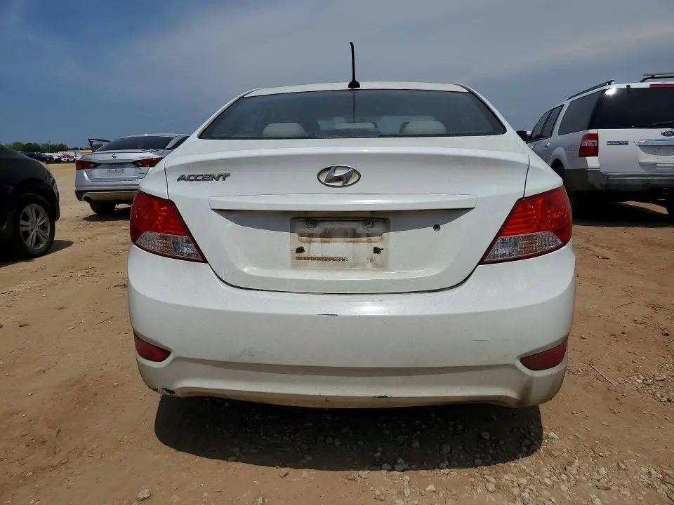 2012 HYUNDAI ACCENT GLS  