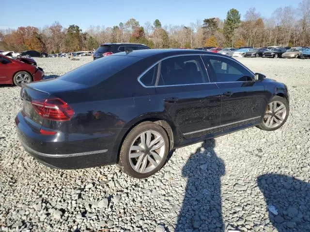 2017 VOLKSWAGEN PASSAT SE  