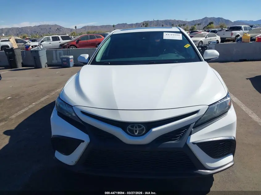 2021 TOYOTA CAMRY SE AWD