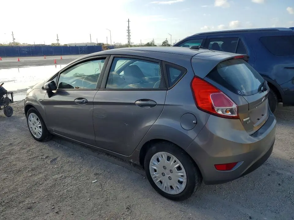 2014 FORD FIESTA SE  