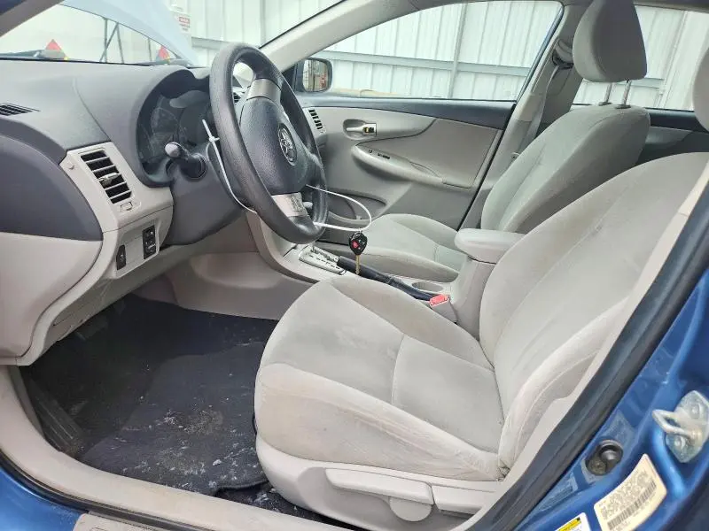 2012 TOYOTA COROLLA LE  