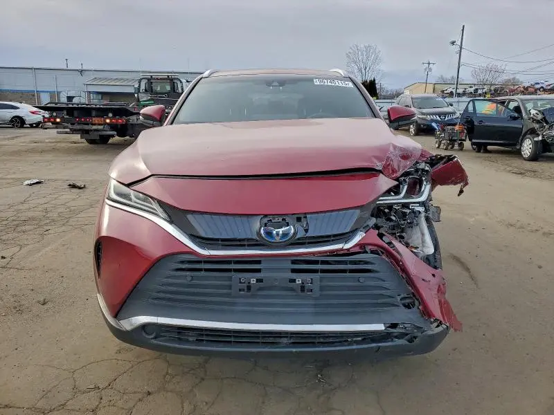 2021 TOYOTA VENZA LE  