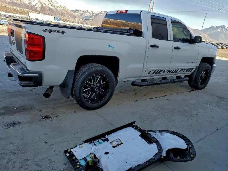 2015 CHEVROLET SILVERADO K1500 LT  