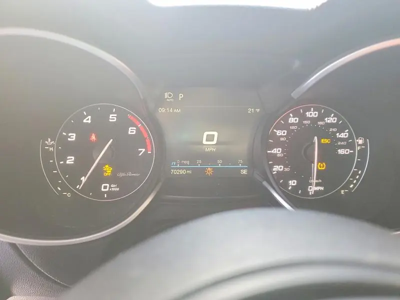 2022 ALFA ROMEO STELVIO TI  