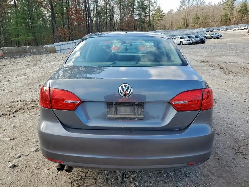 2014 VOLKSWAGEN JETTA BASE  