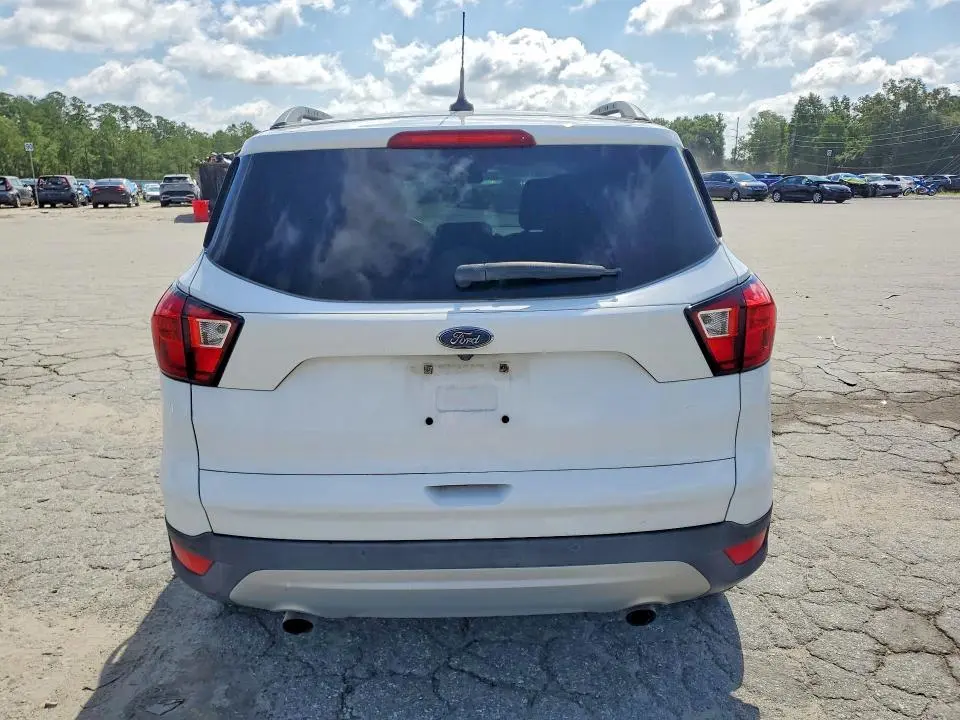 2019 FORD ESCAPE SEL  