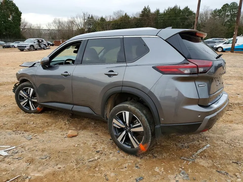 2024 NISSAN ROGUE SL  