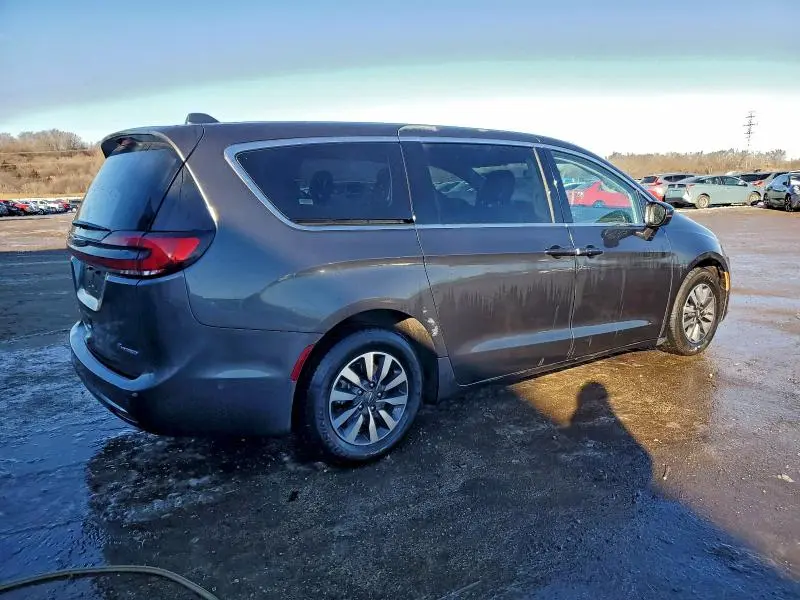 2022 CHRYSLER PACIFICA HYBRID TOURING L  