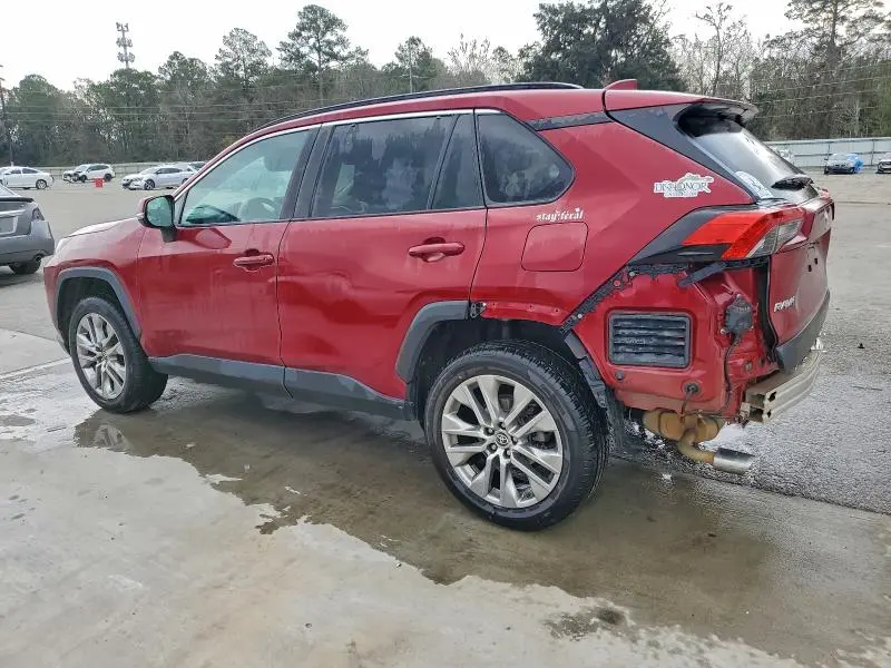 2022 TOYOTA RAV4 XLE PREMIUM  